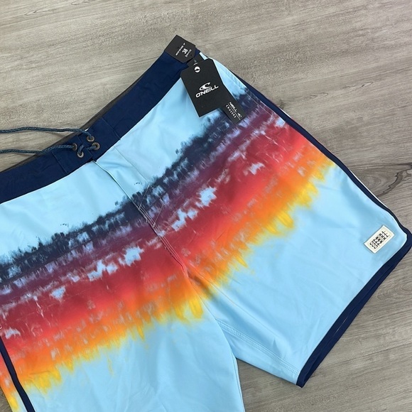O'NEILL- DAYDREAM CRUZER BOARD SHORTS - Picture 2 of 10
